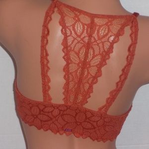 PINK Victoria's Secret Date Racerback bra